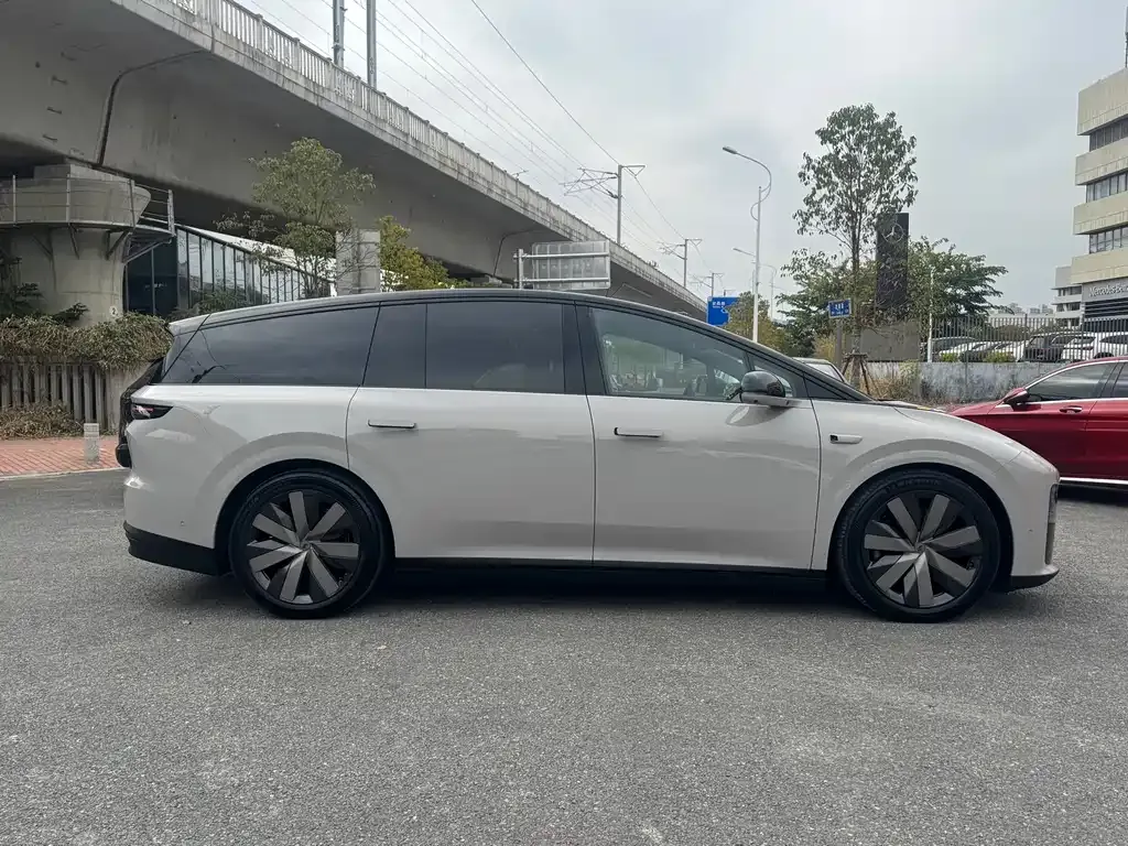 Li Auto i8 2025 из CN, фото 10