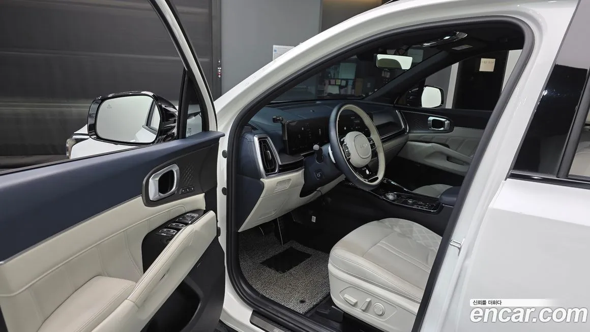 Kia Sorento — фото 8