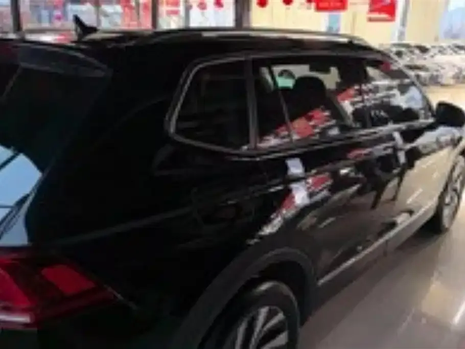 Volkswagen Tiguan L 2021 из CN, фото 4