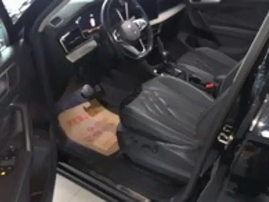 Volkswagen Tiguan L 2021 из CN, фото 9