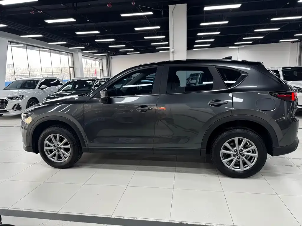Mazda CX-5 2022 из CN, фото 2