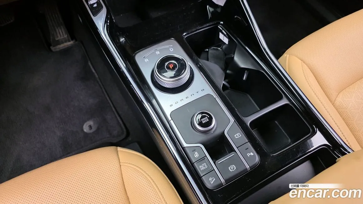 Kia Sorento — фото 10