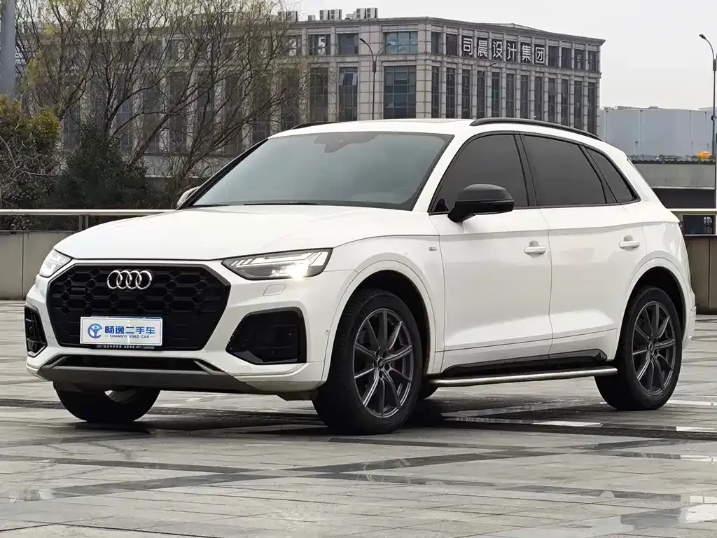 Audi Q5L 2022 из CN, фото 1
