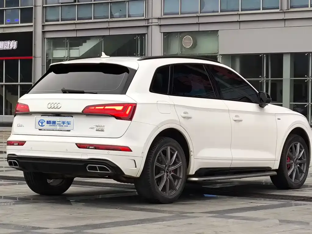 Audi Q5L 2022 из CN, фото 3