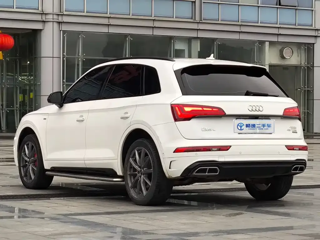 Audi Q5L 2022 из CN, фото 4