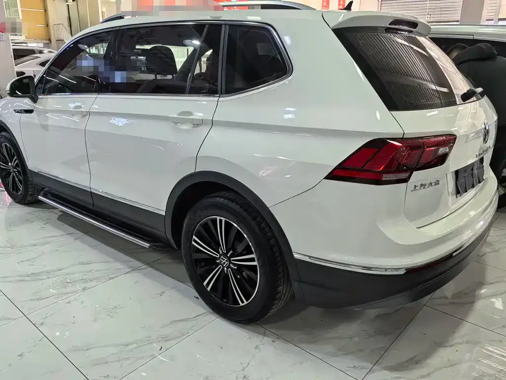 Volkswagen Tiguan L 2021 из CN, фото 6