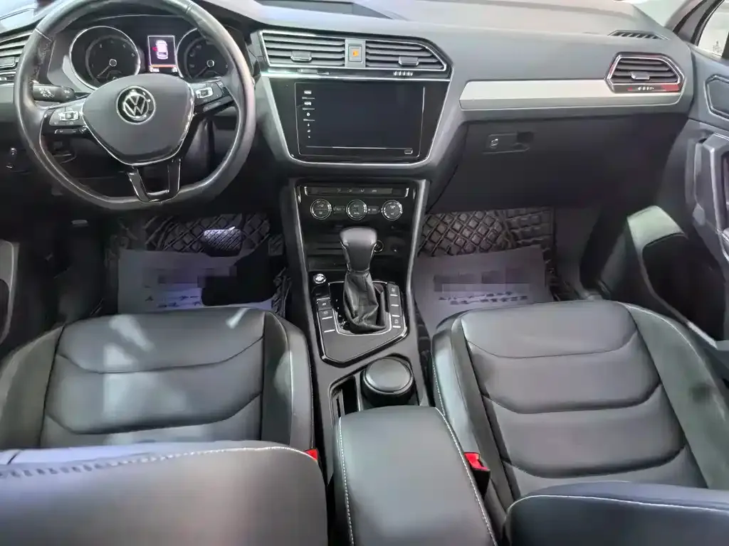 Volkswagen Tiguan L 2021 из CN, фото 4
