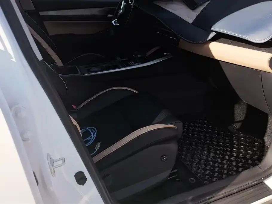 Geely Haoyue PRO 2025 из CN, фото 2
