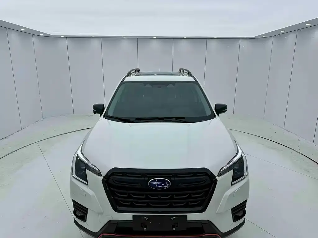 Subaru Forester 2022 из CN, фото 2