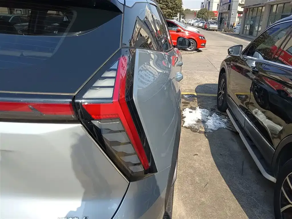 Geely Boyue L 2024 из CN, фото 4