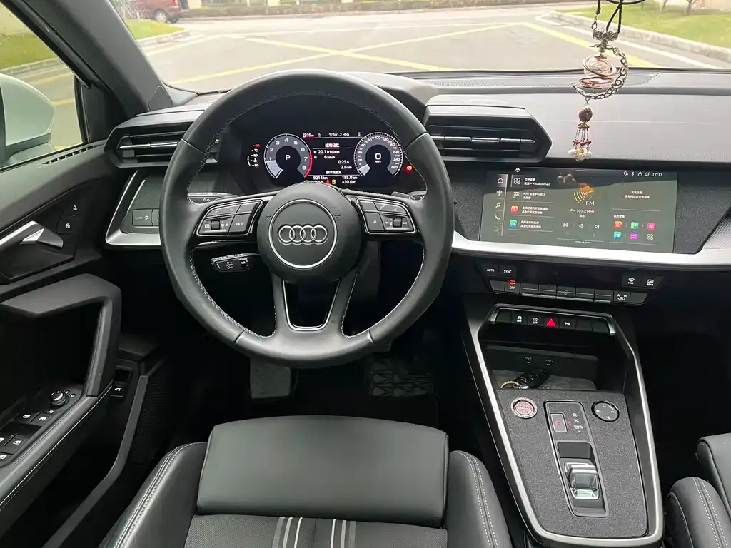Audi A3 2024 из CN, фото 3