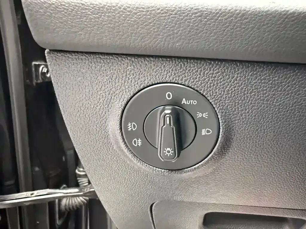 Volkswagen Tharu 2022 из CN, фото 10