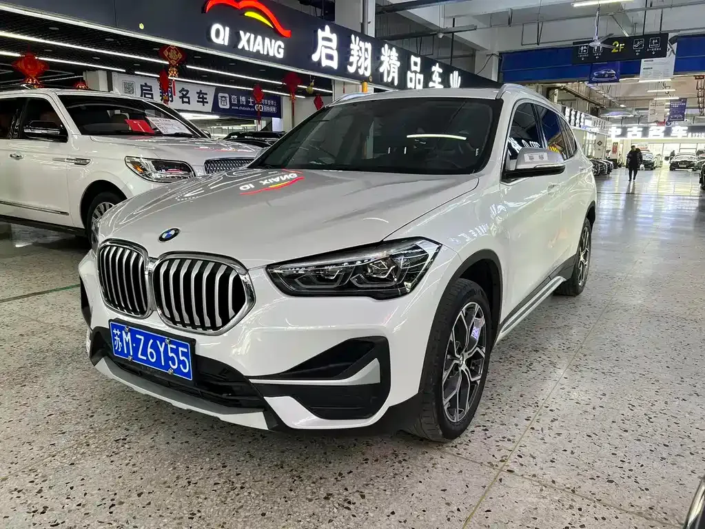 BMW X1 — фото 1