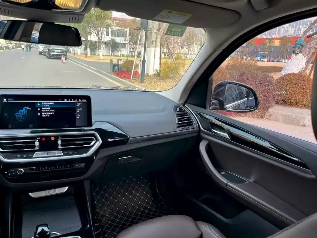 BMW iX3 2022 из CN, фото 2