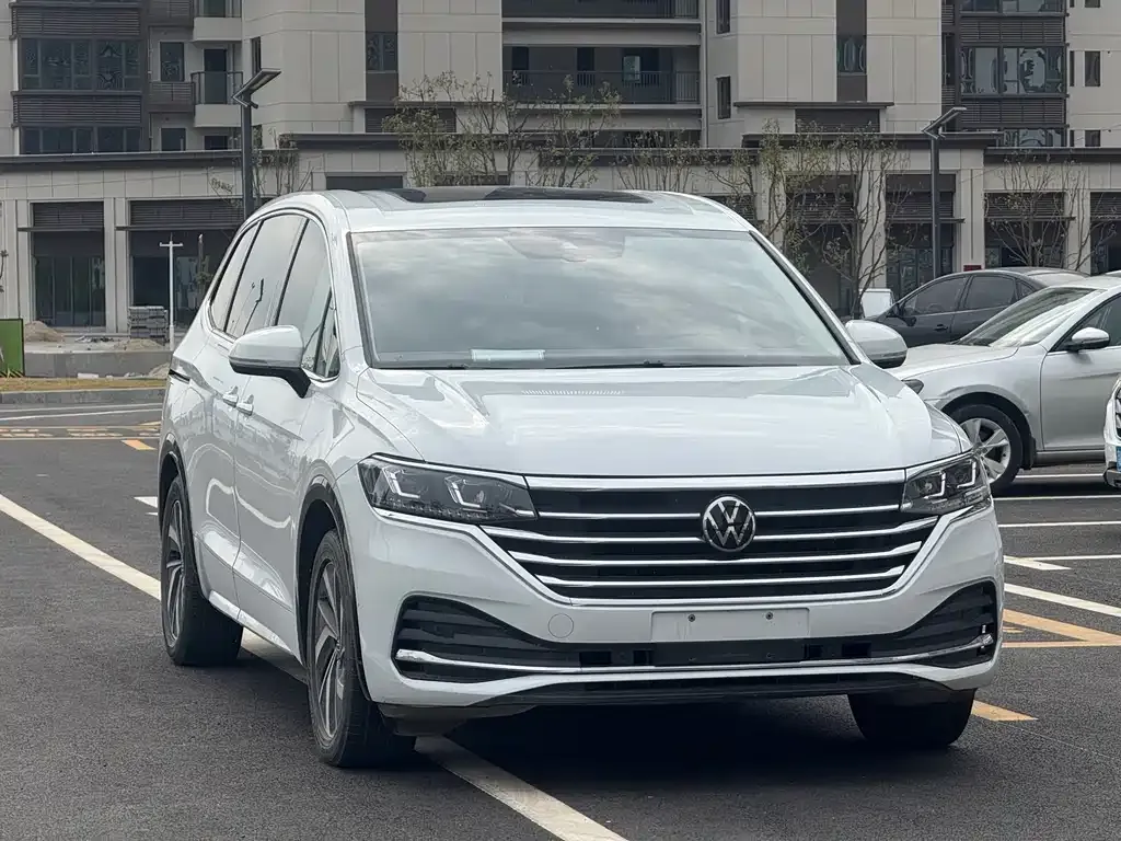 Volkswagen Viloran 2023 из CN, фото 1