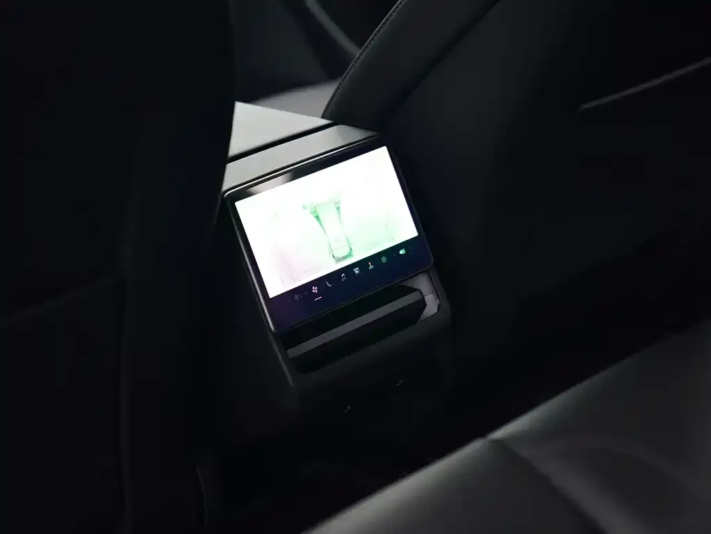 Tesla Model 3 2024 из CN, фото 2