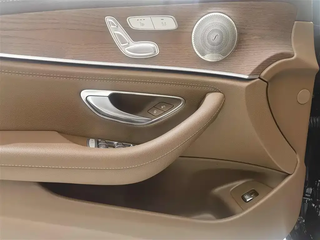 Mercedes-Benz E-Class 2022 из CN, фото 8