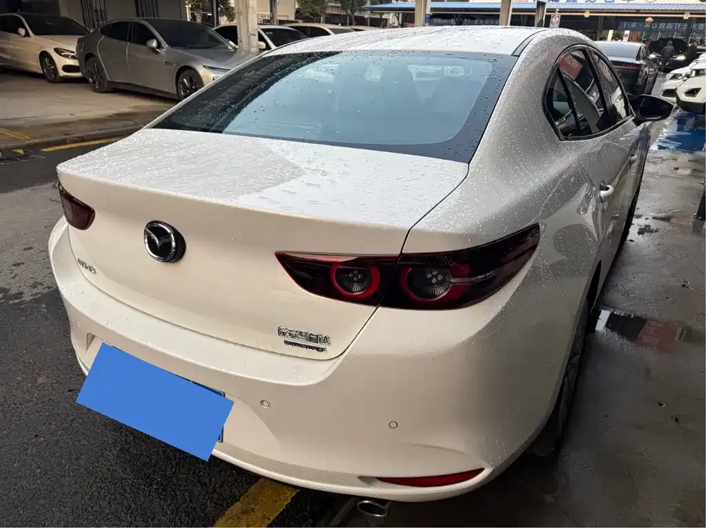 Mazda 3 Axela 2022 из CN, фото 4