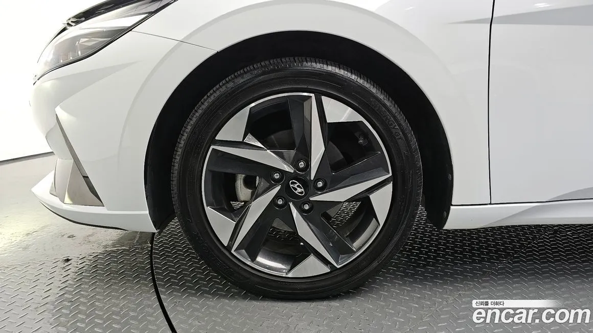 Hyundai AVANTE 2023 из KR, фото 5