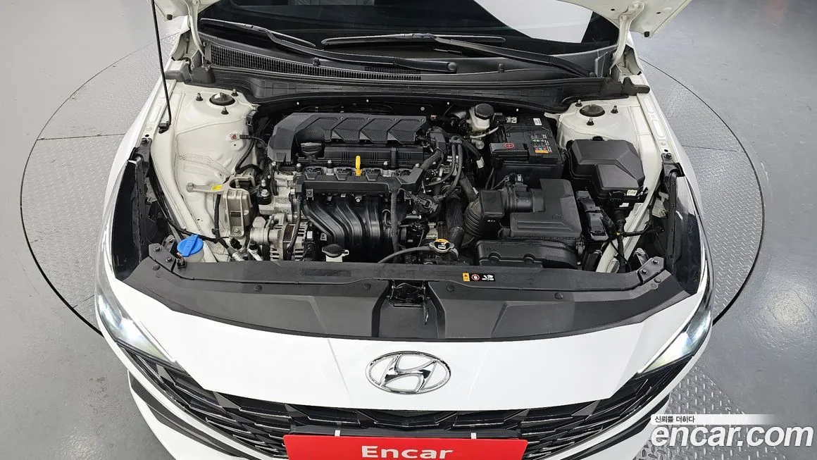Hyundai AVANTE 2023 из KR, фото 4