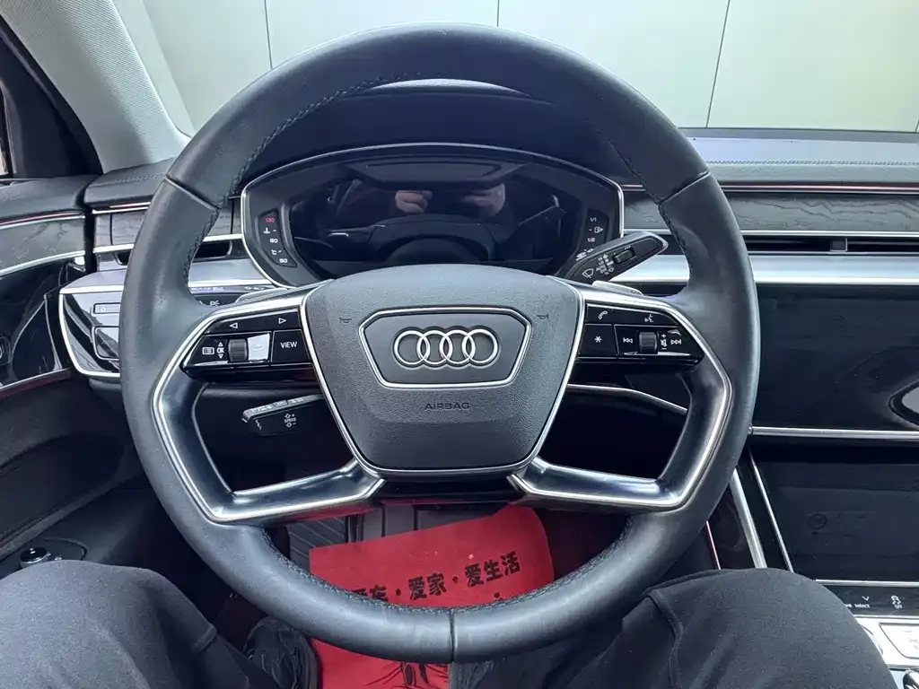 Audi A8 2021 из CN, фото 2