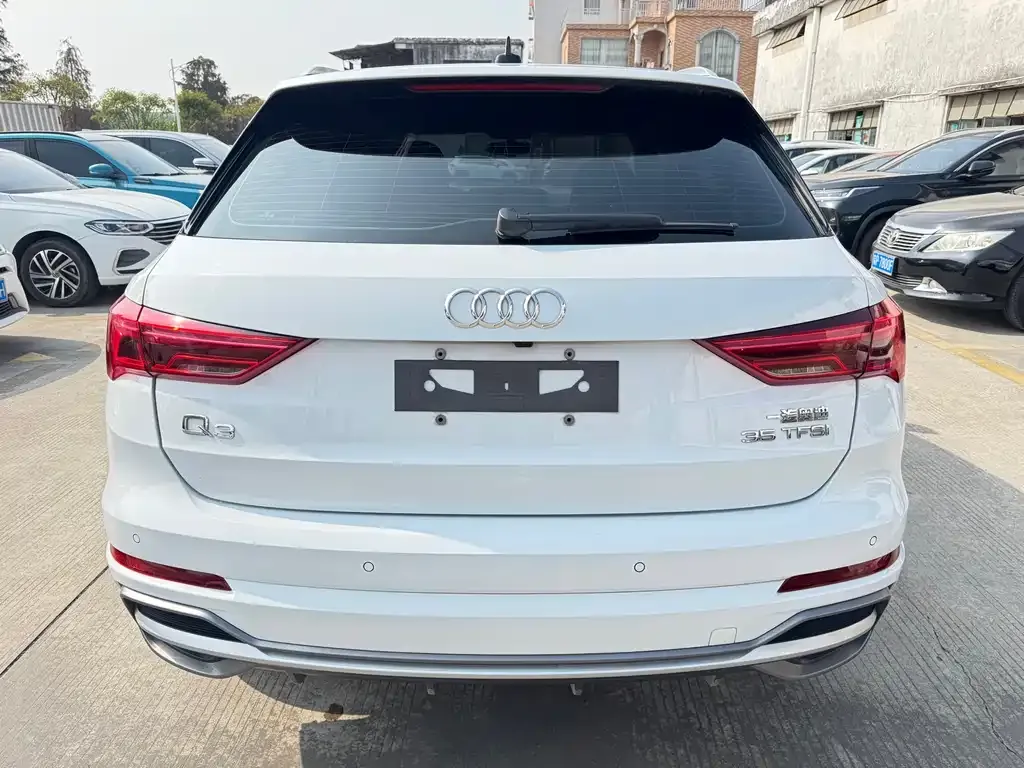 Audi Q3 2021 из CN, фото 8