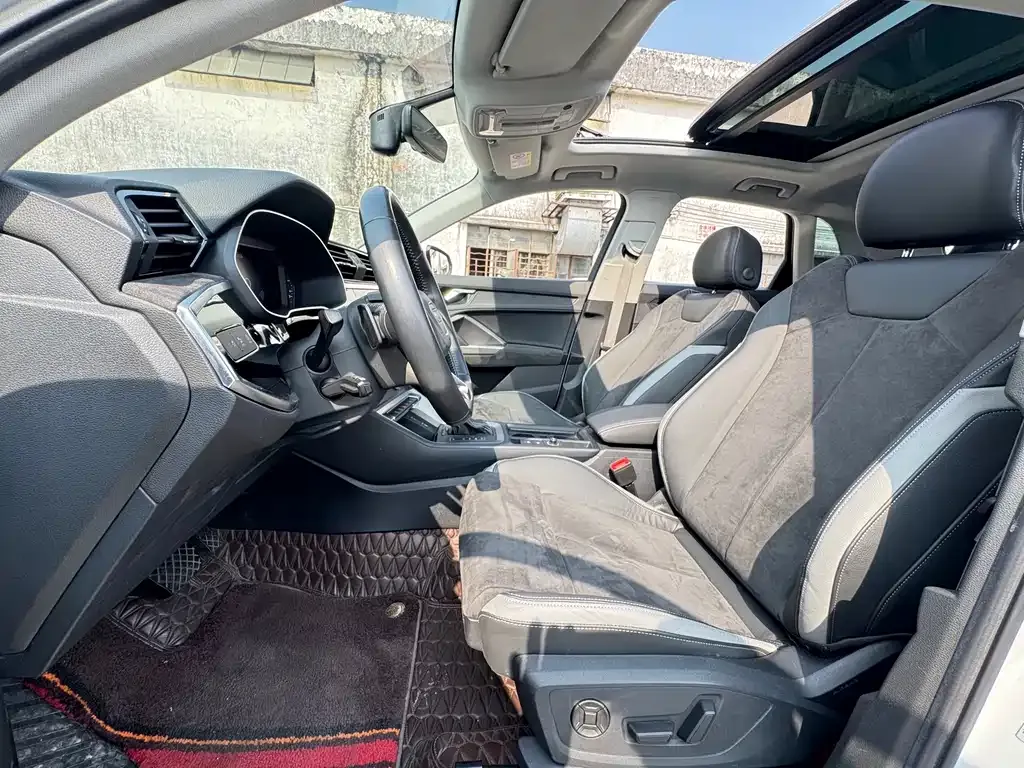 Audi Q3 2021 из CN, фото 5