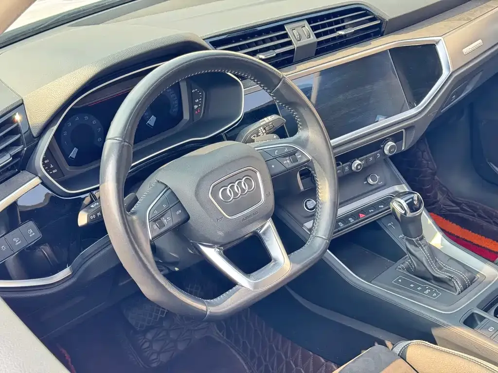 Audi Q3 2021 из CN, фото 2