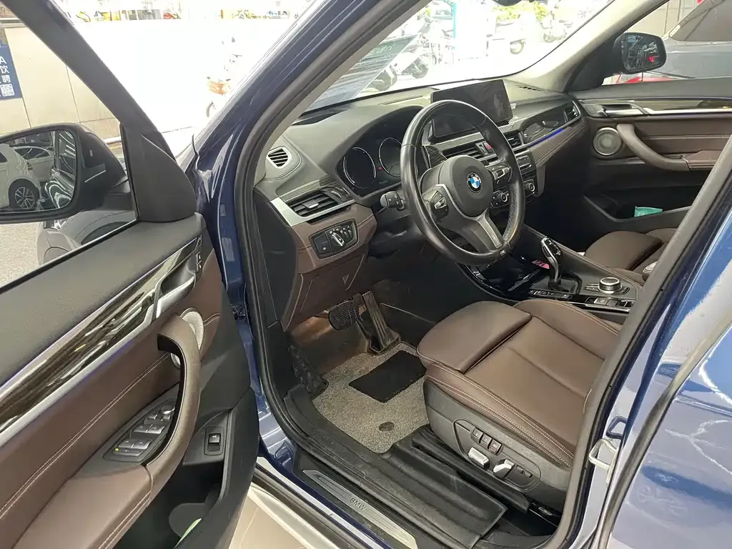 BMW X1 2021 из CN, фото 6