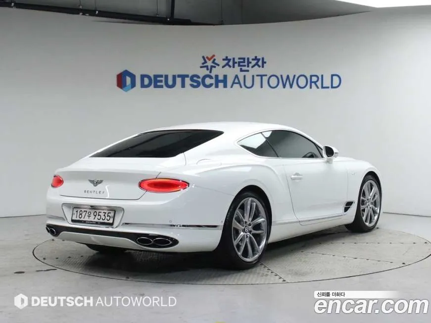 Bentley Continental 2022 из KR, фото 8