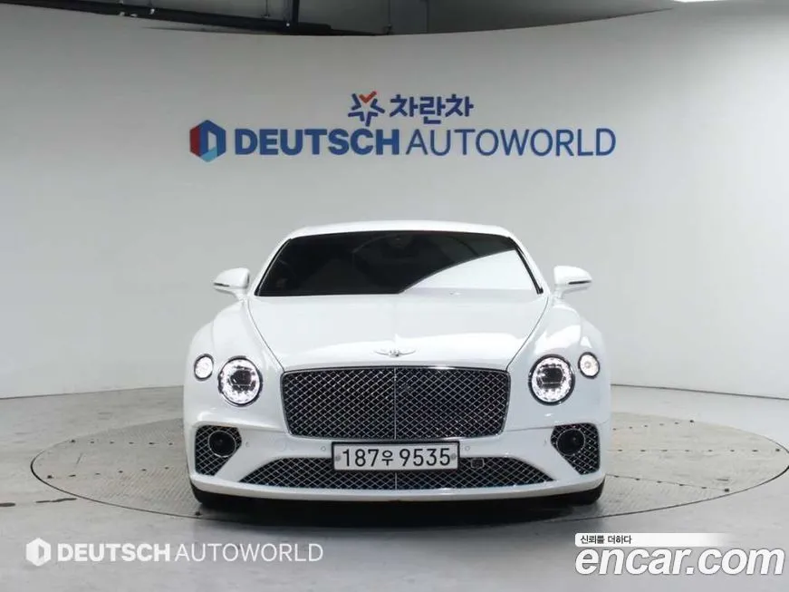 Bentley Continental 2022 из KR, фото 7