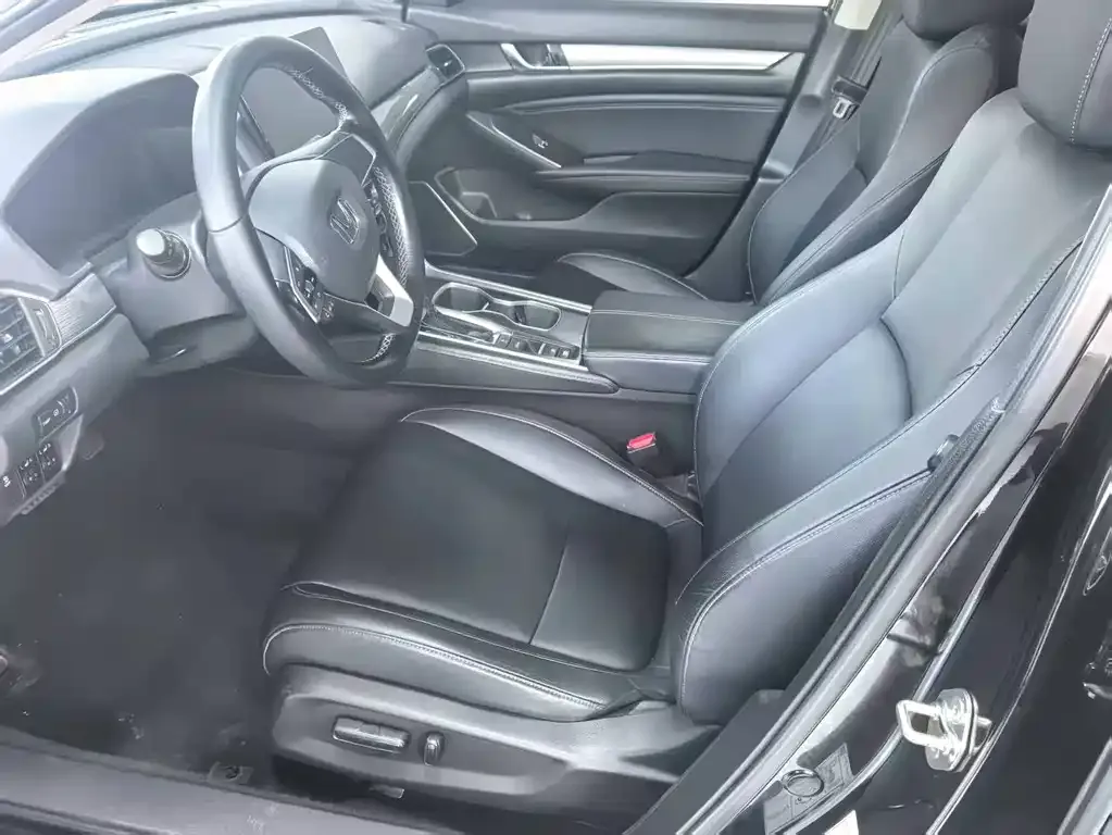Honda Accord 2021 из CN, фото 5