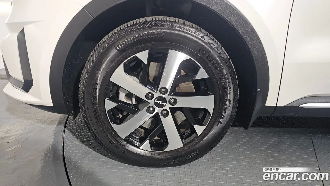 Kia Sorento — фото 4