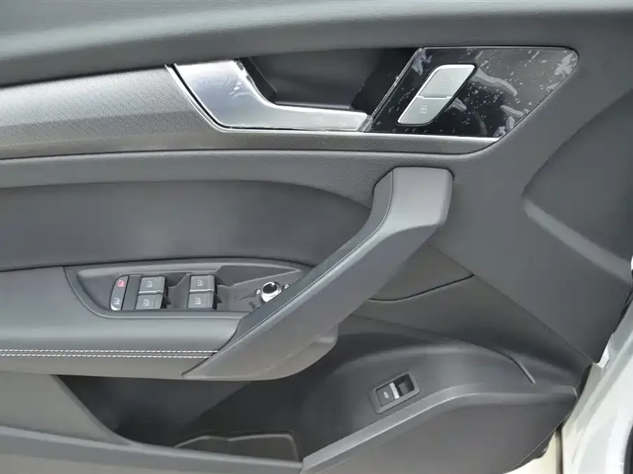 Audi Q5L 2026 из CN, фото 6