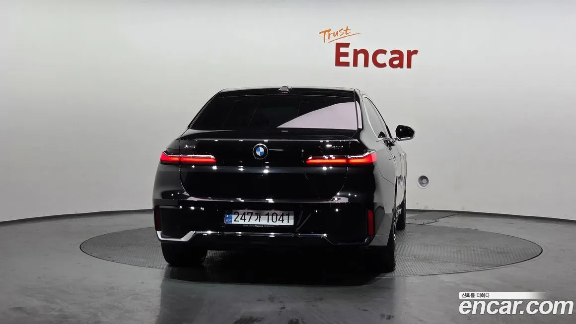 BMW 7-Series 2024 из KR, фото 2