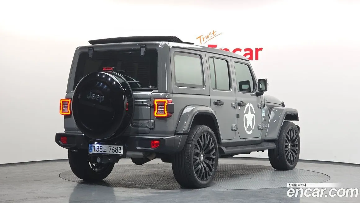 Jeep Wrangler 2022 из KR, фото 3