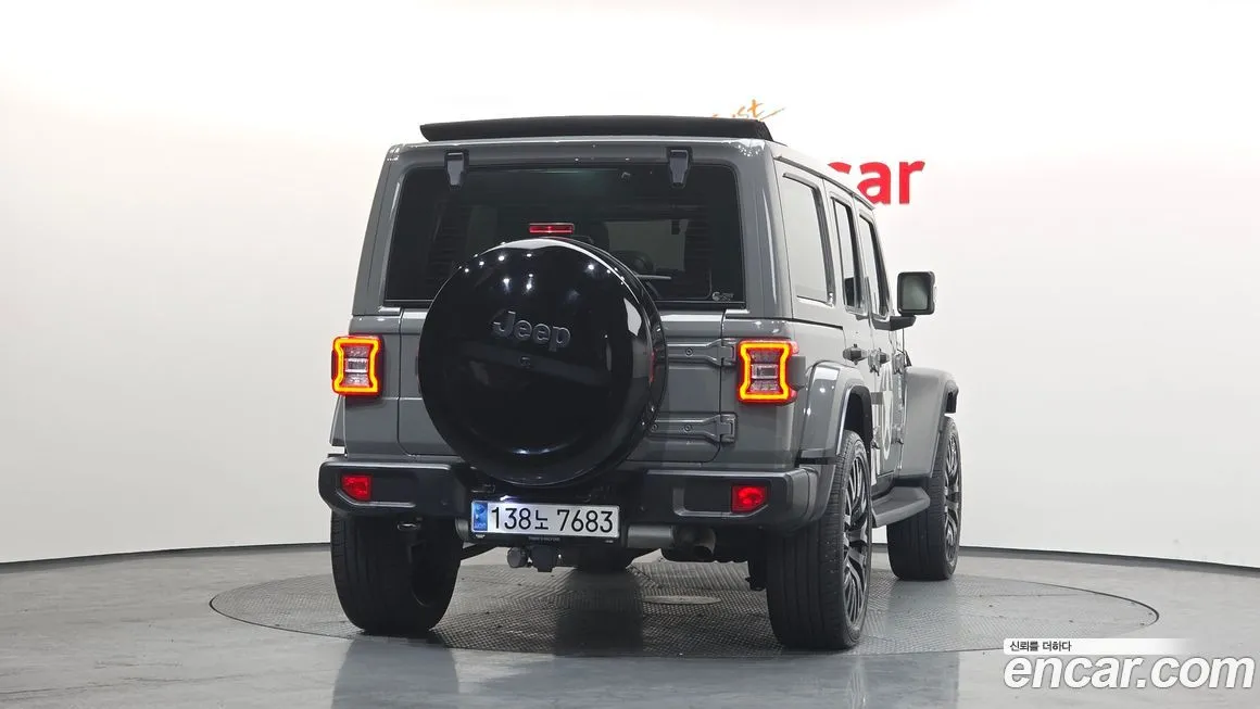 Jeep Wrangler 2022 из KR, фото 2