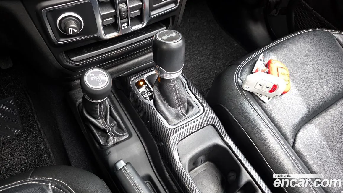 Jeep Wrangler 2022 из KR, фото 5