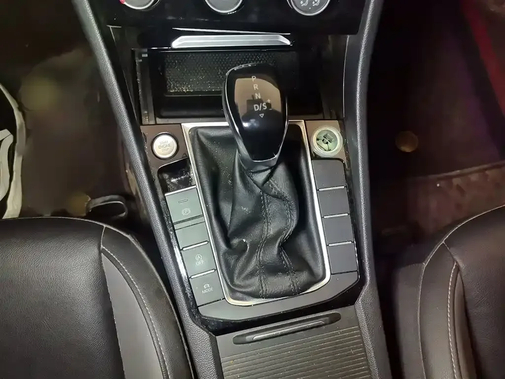 Volkswagen Sagitar 2021 из CN, фото 10