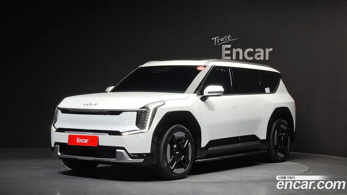 Kia EV9 2024 из KR, фото 1