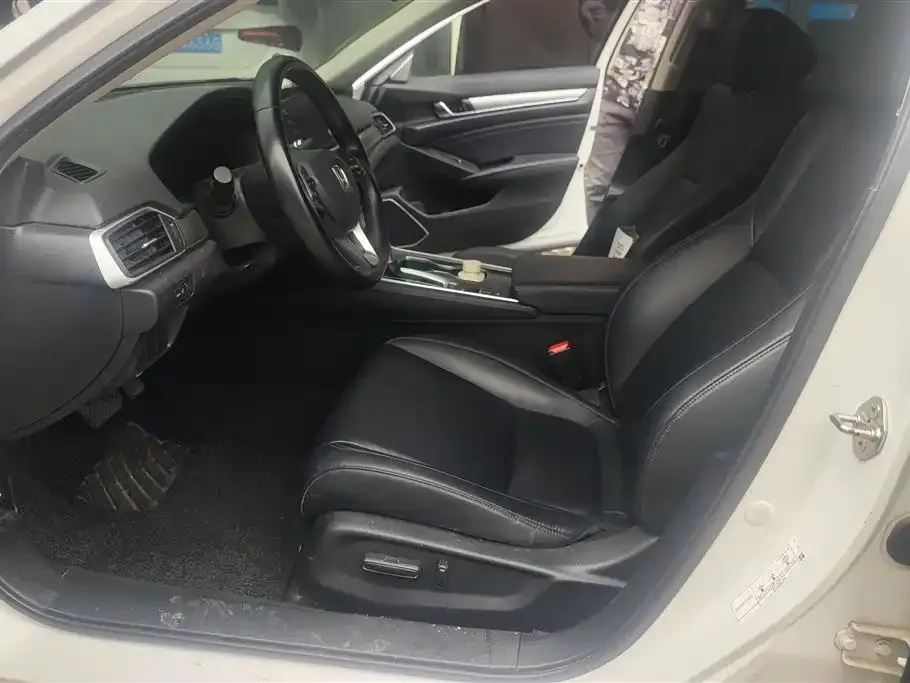 Honda Accord 2021 из CN, фото 3