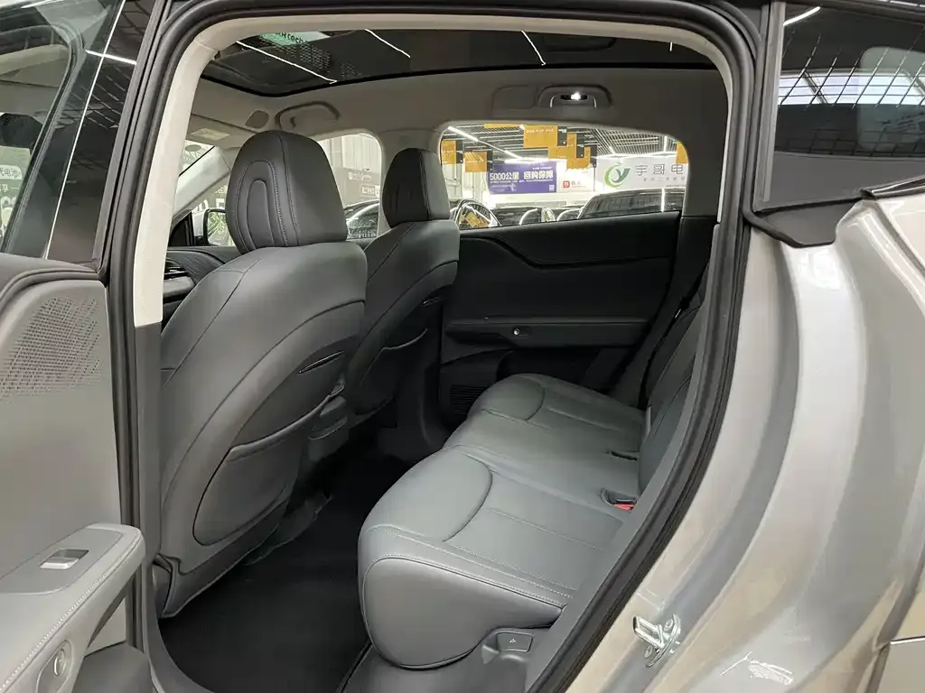 XPeng G6 2025 из CN, фото 8