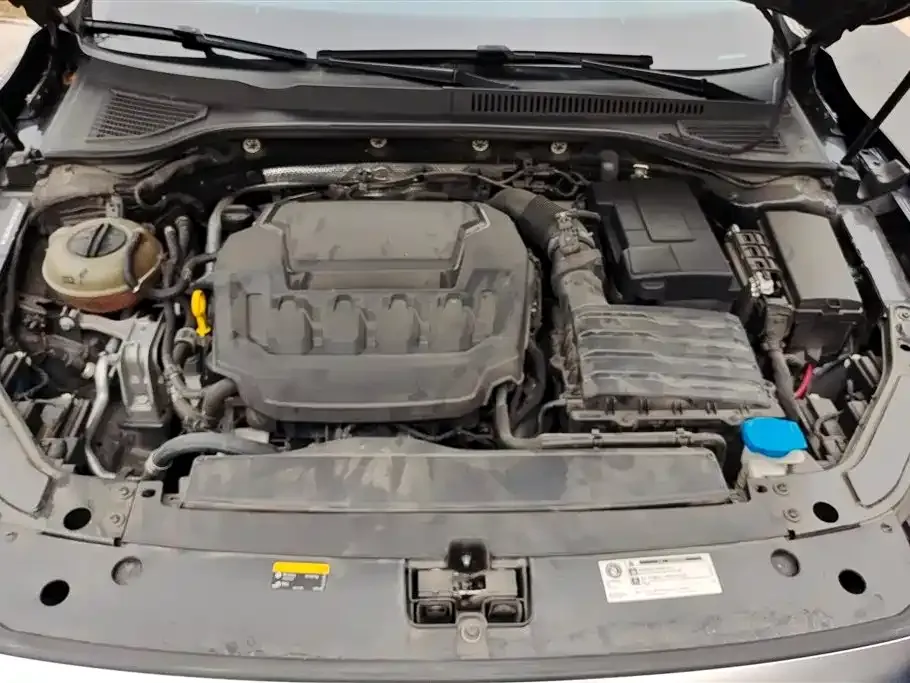 Volkswagen Passat 2023 из CN, фото 2
