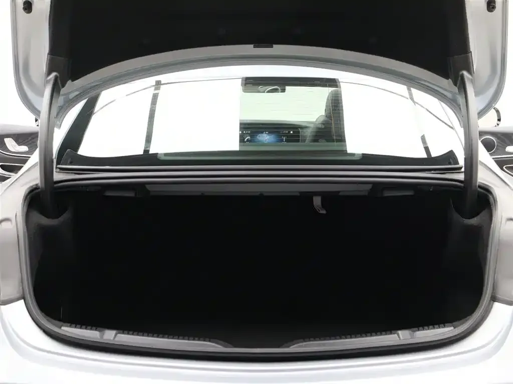 Mercedes-Benz E-Class (Import) 2021 из CN, фото 5
