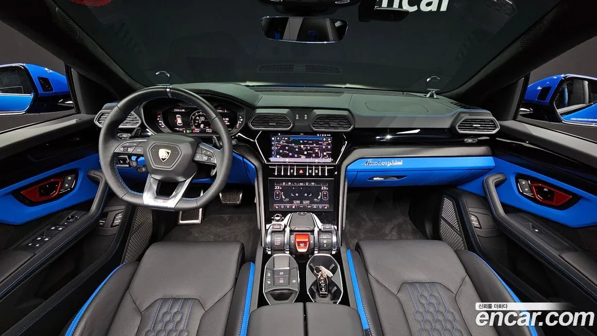 Lamborghini Urus 2024 из KR, фото 2