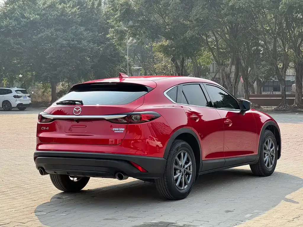 Mazda CX-4 2021 из CN, фото 9