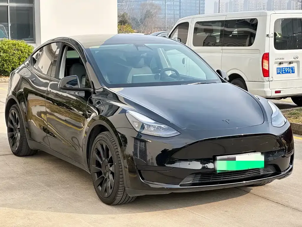 Tesla Model Y 2022 из CN, фото 2