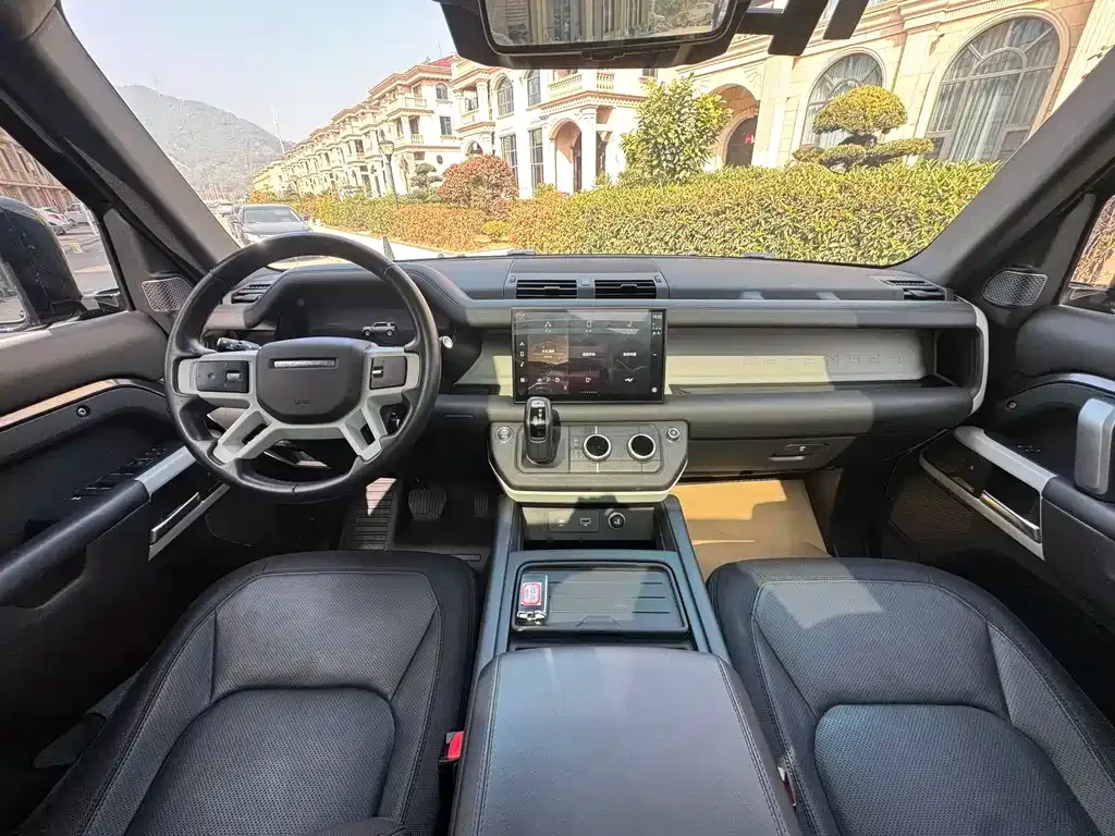 Land Rover Defender 2023 из CN, фото 4