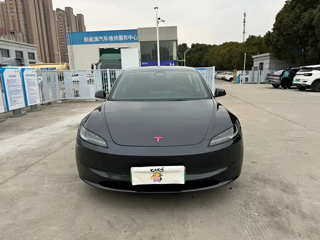Tesla Model 3 2024 из CN, фото 7