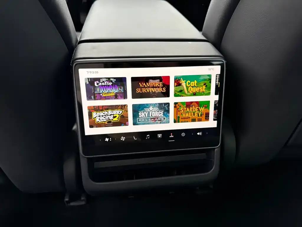 Tesla Model 3 2024 из CN, фото 2